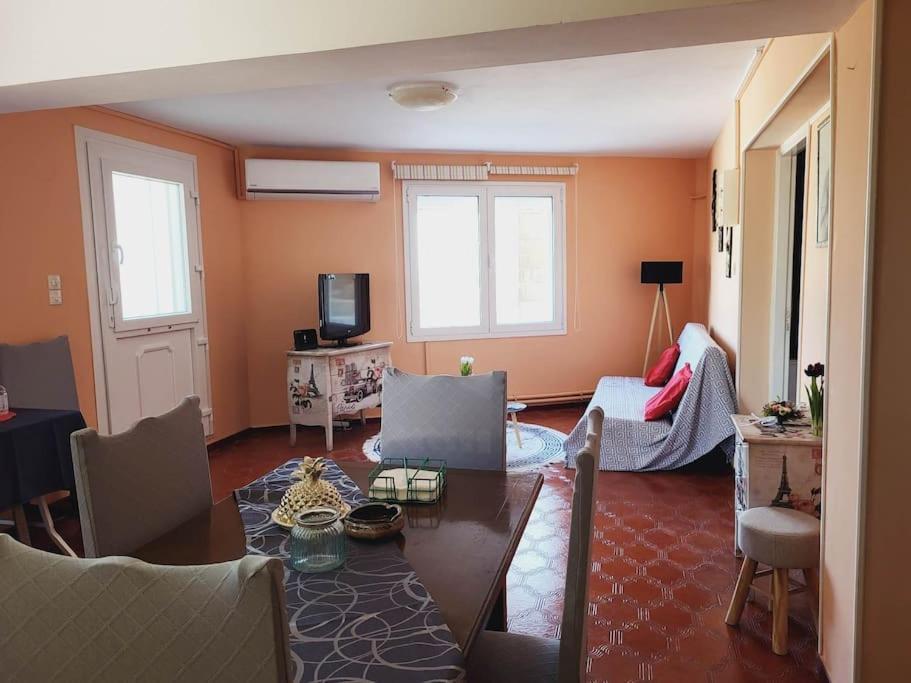 Afentis Apartment Agia Ermioni Dış mekan fotoğraf
