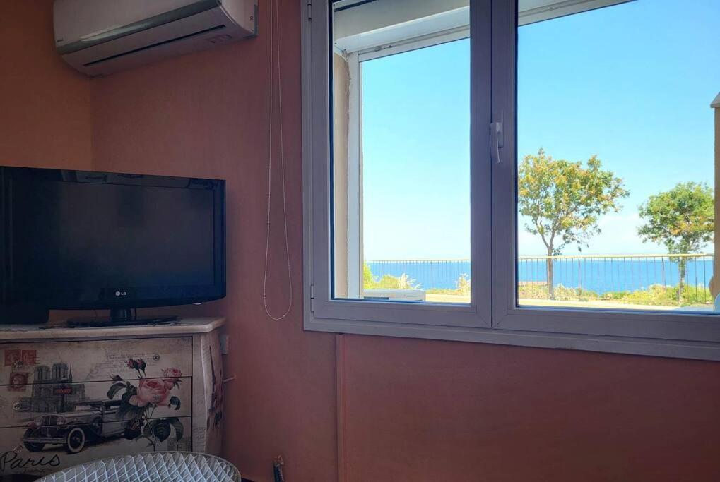 Afentis Apartment Agia Ermioni Dış mekan fotoğraf