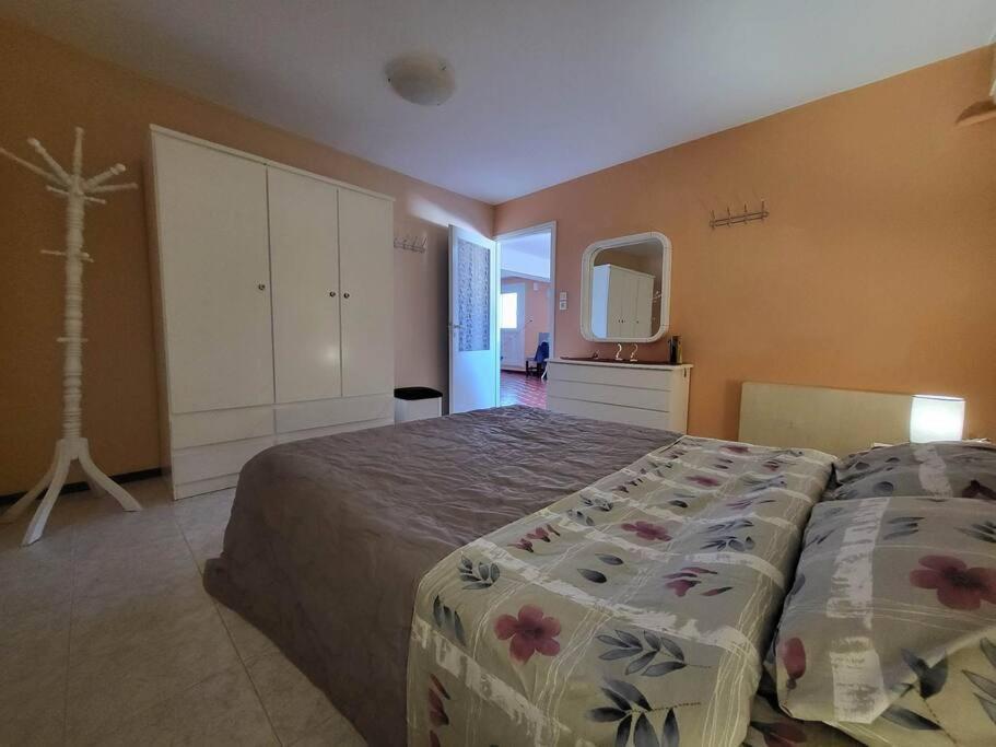 Afentis Apartment Agia Ermioni Dış mekan fotoğraf