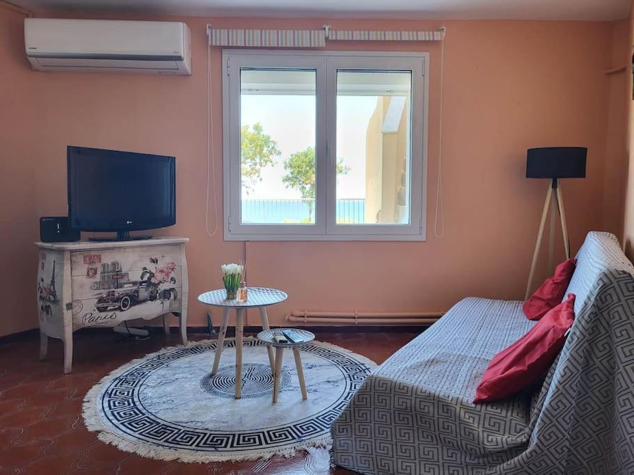 Afentis Apartment Agia Ermioni Dış mekan fotoğraf